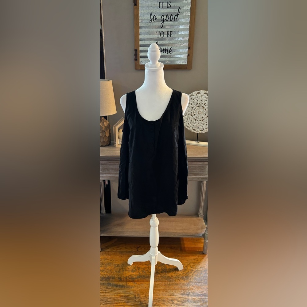 NWT Torrid Challis Henley Pocket Sleevless Tank